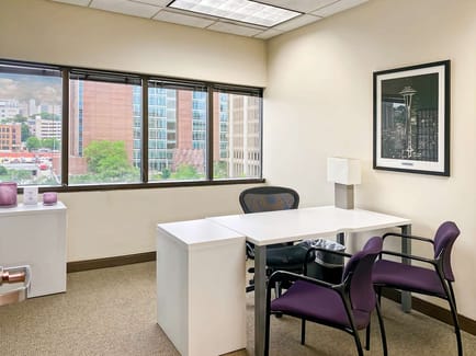 Image 4 of Regus - Downtown Grand Rapids - Calder Plaza, Grand Rapids - MI