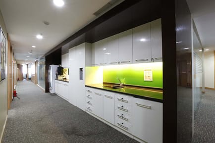 Image 9 of Regus - Concode Towers, UB City 1,Vittal Mallya Road, Bangalore - 560 001