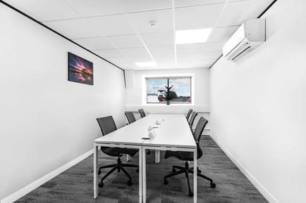 Image 9 of IWG (Regus) - Cross Key House - 22 Queen Street, SP1 - Salisbury