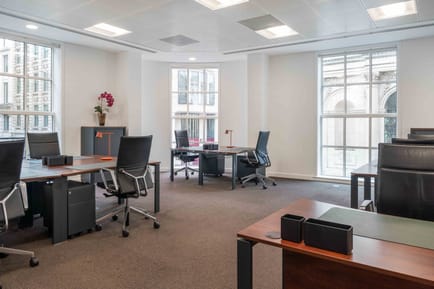 Image 1 of The Argyll Club - 85 Gresham Street, EC2V 7NQ - Bank