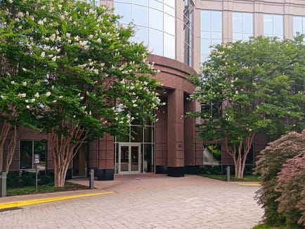 Image 1 of Regus- 40 Burton Hills Blvd - Nashville - TN