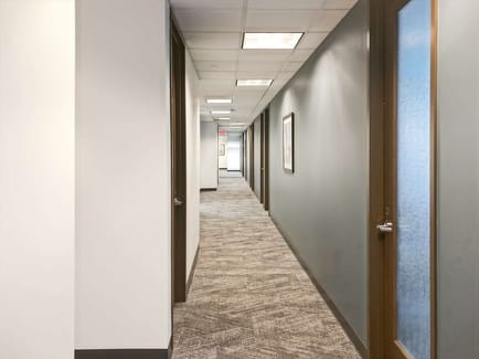 Image 4 of Regus - Deloitte Building - 100 South 4th Street - St. Louis - MO