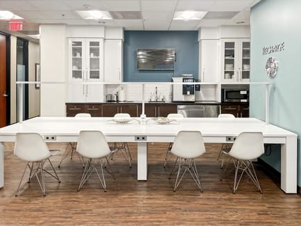 Image 11 of Regus - Fountaingrove Center - 3558 Round Barn Blvd - Santa Rosa - CA