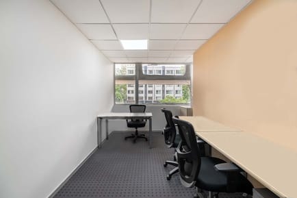 Image 8 of Regus - Worli - Shiv Sagar Estate - Dr. Annie Besant Road - Mumbai