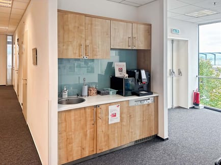 Image 14 of Regus - Prague Airport - Aviatická 1092/8 - Prague 6 - Prague