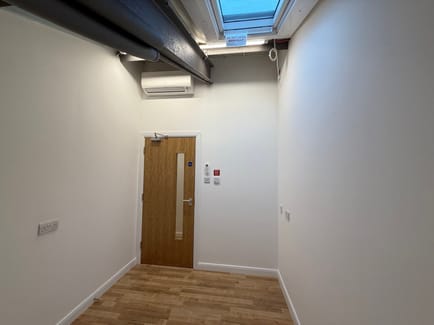 Image 9 of Tocca Investments Ltd - 12 Deer Park Road, SW19 3TL - South Wimbledon