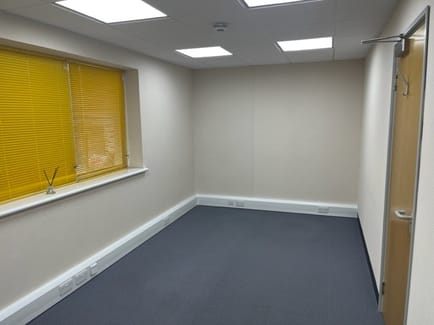Image 11 of Storage King - Longfield Road, TN2 - Tunbridge Wells
