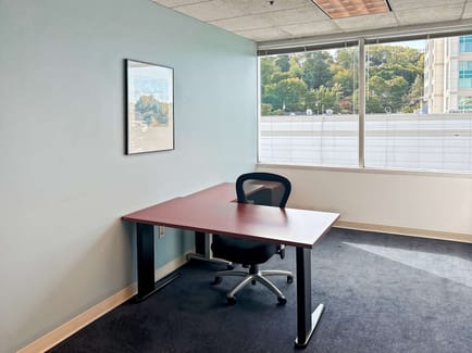 Image 8 of Regus - Four Tower Bridge - 200 Barr Harbor Drive - Conshohocken - PA