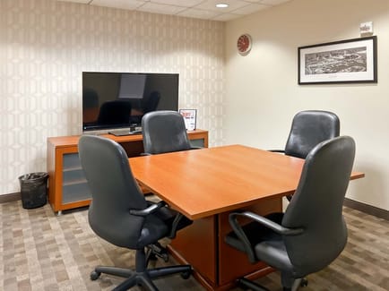 Image 9 of Regus - Four Tower Bridge - 200 Barr Harbor Drive - Conshohocken - PA