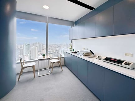 Image 5 of Regus - PBCom Tower - 6795 Ayala Avenue corner V.A. Rufino Street - Makati City - Manila