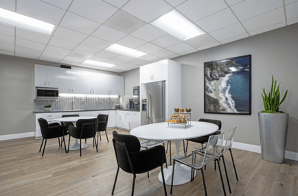 Image 4 of Premier Workspaces - NEW - Newport Beach - CA - Fashion Island - Newport Center Drive