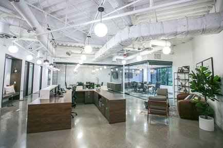 Image 9 of Premier Workspaces - WC2 - Woodland Hills - CA - Warner Center - Oxnard St