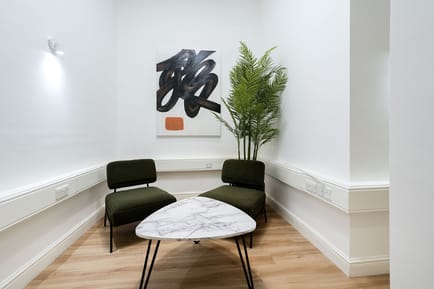 Image 4 of Dutton Business Limited - 10 Ironmonger Lane, EC2 - Bank