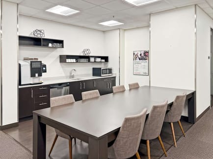 Image 9 of Regus - Birchwood Office Building - 4620 E. 53rd Street - Davenport - IA