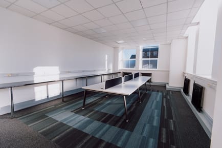 Image 3 of Malik House Business Centres - Crown House - 94 Armley Road, LS12 - Leeds