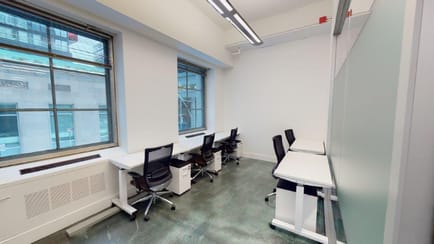 Image 2 of iQ Offices - 250 University Avenue - Toronto - ON