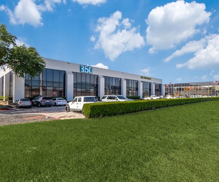 Image 5 of Boxer Workstyle - 340-350 N Sam Houston Pkwy E - Houston, TX