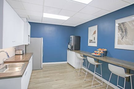 Image 3 of Premier Workspaces - MV1 - San Diego - CA - Rio San Diego Dr