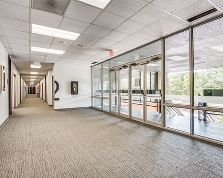 Image 4 of Boxer Workstyle -13150 Coit Road--Dallas-TX