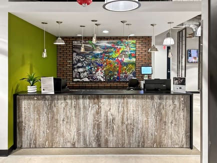Image 2 of Regus - 2875 NE 191 Street, Aventura, FL