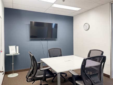 Image 9 of Regus - 500 Place d'Armes, Montreal
