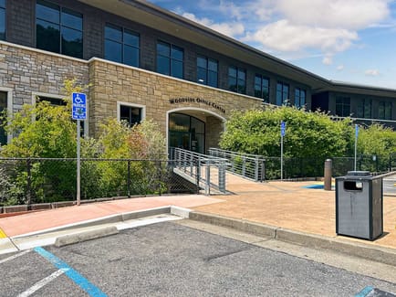 Image 1 of Regus - Woodside Office Center - 7250 Redwood Blvd. - Novato - CA