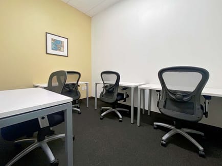 Image 14 of Regus - Woodside Office Center - 7250 Redwood Blvd. - Novato - CA
