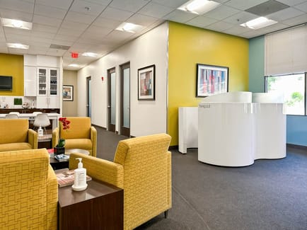 Image 5 of Regus - Woodside Office Center - 7250 Redwood Blvd. - Novato - CA