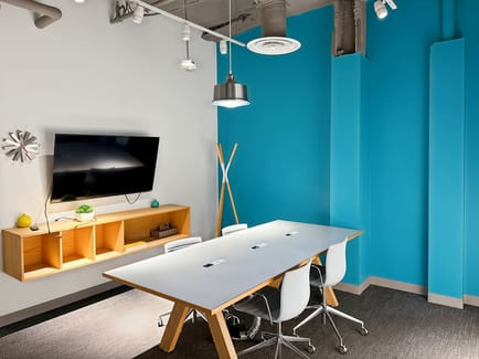 Image 3 of Spaces - 45 S Fairfax Av - Miracle Mile, CA