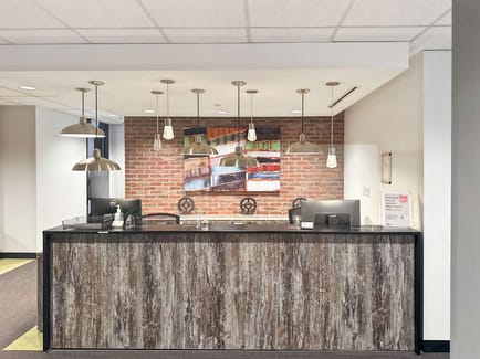 Image 2 of Regus - 777 Hornby St, Vancouver - BC