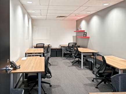 Image 8 of Regus - 777 Hornby St, Vancouver - BC