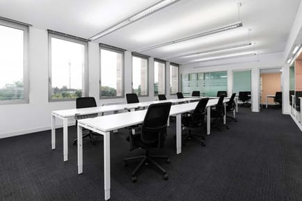 Image 3 of Regus - Milano Cadorna - 7 Via Pietro Paleocapa - Milan