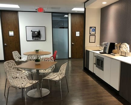 Image 3 of Boxer Workstyle - 9896 Bissonnet St - Houston, TX