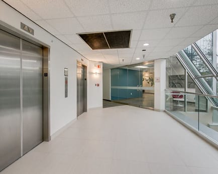 Image 3 of Boxer Workstyle - 4425 Airport Fwy - Irving, TX