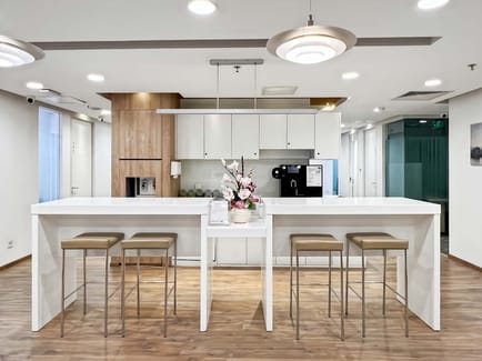 Image 6 of Regus - Beijing Landgent Bldg - 20 East Middle 3rd Ring Road - Chaoyang District - Beijing