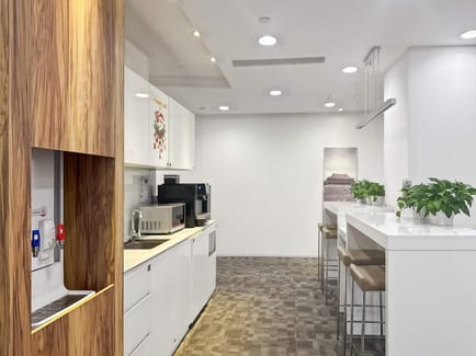 Image 18 of Regus - Chongquing PICC Building - 3 Financial Street - Jiangbeizui CBD - Jiangbei District - Chongqing