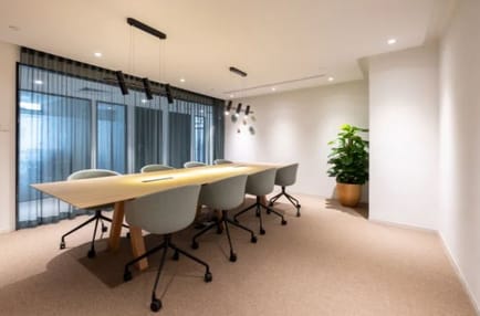 Image 3 of IWG (Regus) - 89 AIA Capital Center - Kwaeng Dindaeng, 10400 - Bangkok