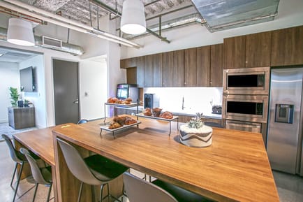Image 6 of Premier Workspaces - 400 - Culver City - CA - Corporate Pointe