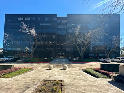 Image 1 of Regus - 6575 W Loops S - Bellaire, TX