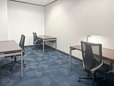 Image 13 of Regus - 6575 W Loops S - Bellaire, TX