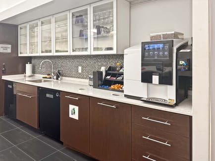 Image 6 of Regus - 401 E Sonterra Blvd - San Antonio, TX