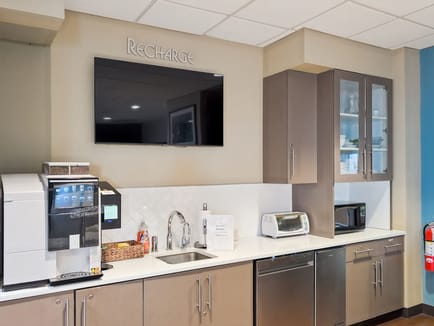 Image 6 of Regus - 300 Baker Ave - Concord, MA