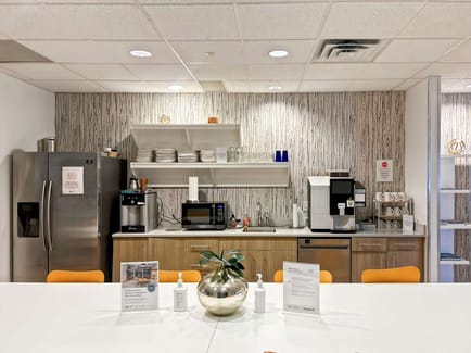 Image 6 of Regus - 33 Wood Ave S - Iselin, NJ