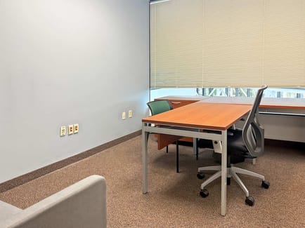 Image 11 of Regus - 4651 Salisbury Rd - Jacksonville, FL
