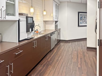 Image 6 of Regus - 4651 Salisbury Rd - Jacksonville, FL