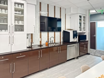 Image 6 of Regus - 2550 W Union Hills Dr - Phoenix, AZ