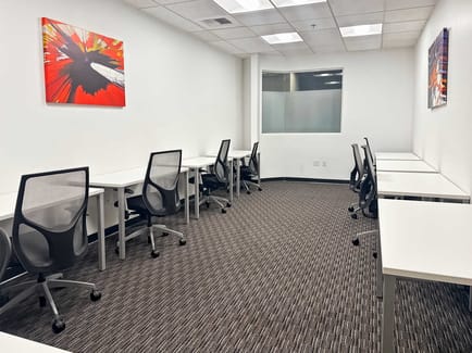 Image 4 of Regus - 333 University Av - Sacramento, CA