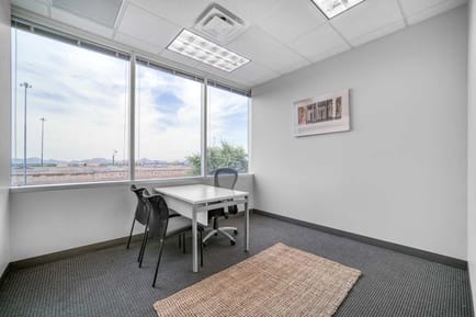 Image 4 of Regus - 20860 N Tatum Blvd - Phoenix, AZ
