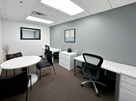 Image 7 of Regus - 120 N Washington - Lansing, MI