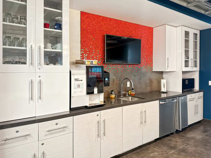 Image 14 of Regus - 12100 Wilshire Blvd - Brentwood - Los Angeles - CA